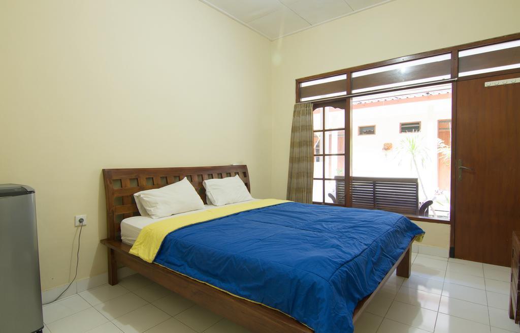 Nuri Homestay *